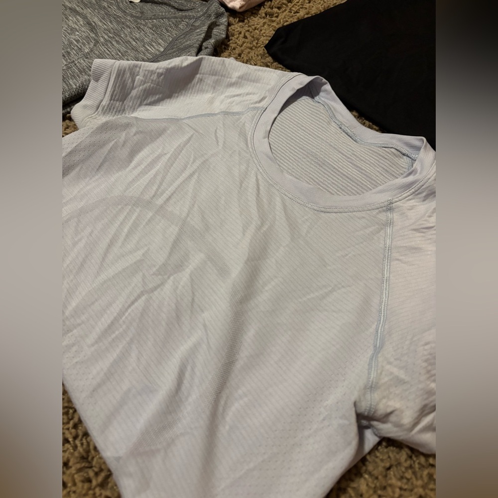 Lulu Swiftly Tech Size 8